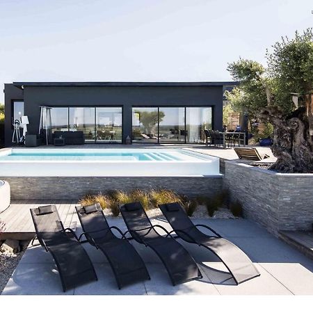 Le Luxury Sene Exterior foto